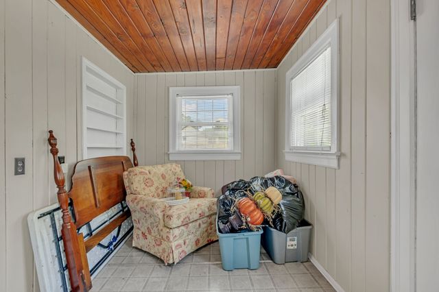 262 N Willomont Ave, Gallatin, TN 37066