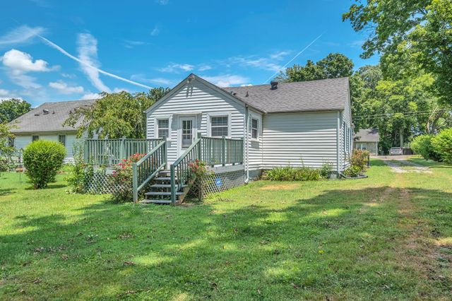 262 N Willomont Ave, Gallatin, TN 37066