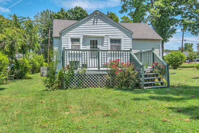 262 N Willomont Ave, Gallatin, TN 37066