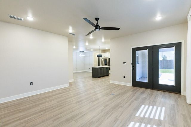 5825 Grinnell Street, Lubbock, TX 79416