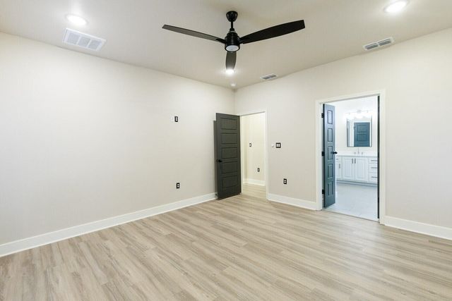 5825 Grinnell Street, Lubbock, TX 79416