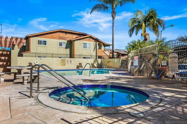 510 Calle Montecito 51, Oceanside, CA 92057