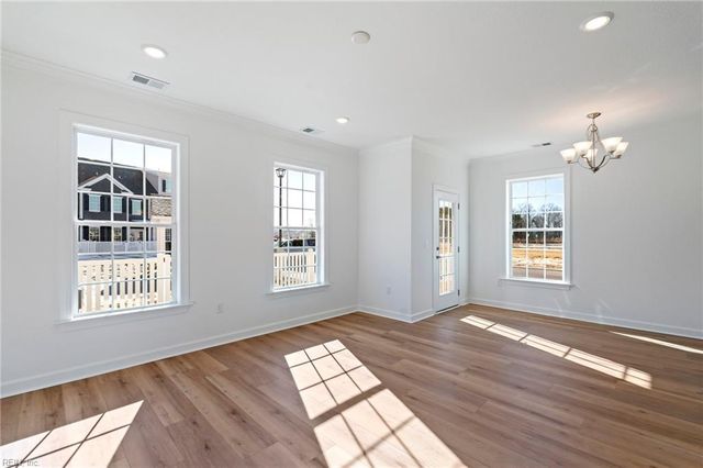 4929 Apricot WAY, Chesapeake, VA 23321