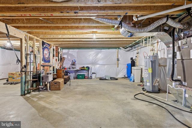 240 LONG MEADOW DR, Fredericksburg, VA 22406