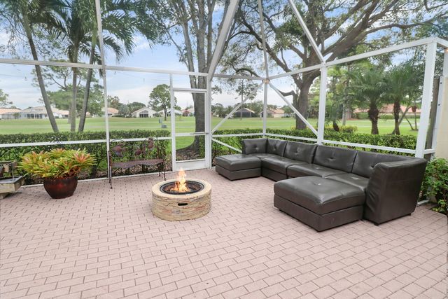 5671 S FOUNTAINS Drive S, Lake Worth, FL 33467