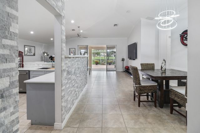 5671 S FOUNTAINS Drive S, Lake Worth, FL 33467