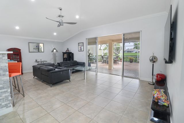 5671 S FOUNTAINS Drive S, Lake Worth, FL 33467