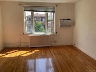 6124 169th Street, Fresh Meadows, NY 11365