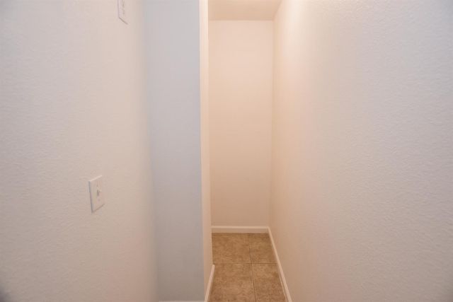 427 Harriet Ln, West Sacramento, CA 95605