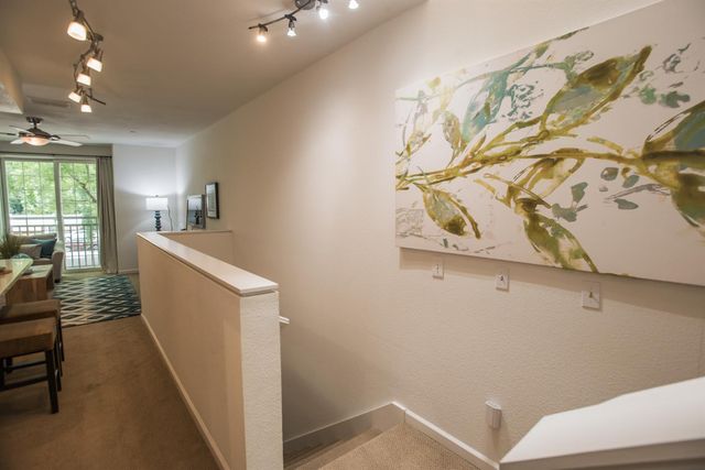 427 Harriet Ln, West Sacramento, CA 95605