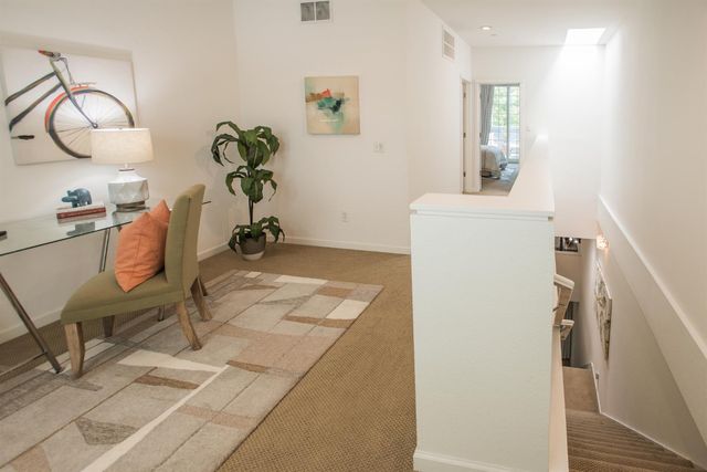 427 Harriet Ln, West Sacramento, CA 95605