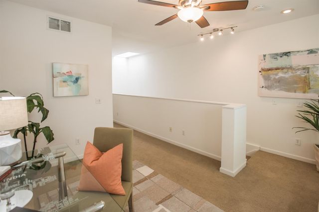 427 Harriet Ln, West Sacramento, CA 95605