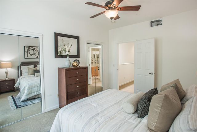 427 Harriet Ln, West Sacramento, CA 95605