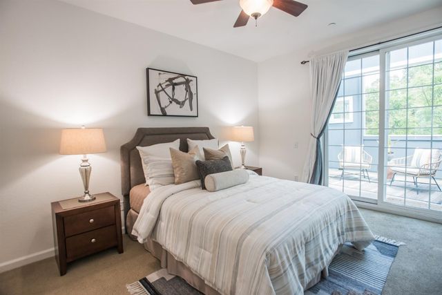 427 Harriet Ln, West Sacramento, CA 95605