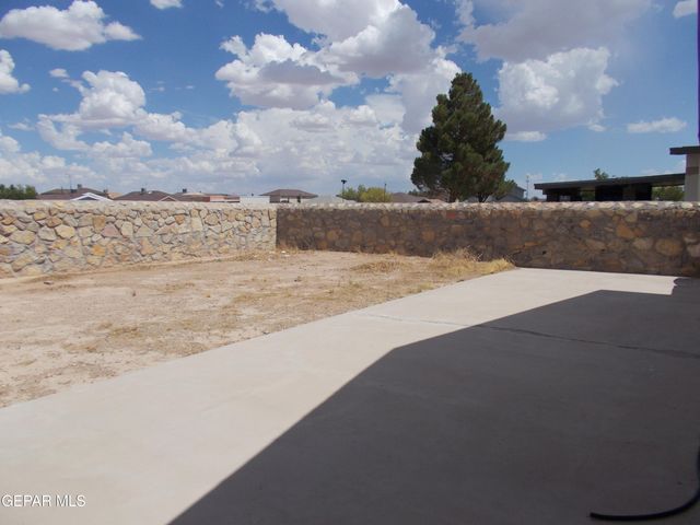749 Desert Sage Drive, Horizon City, TX 79928