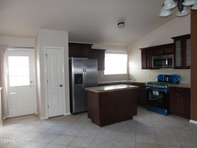 749 Desert Sage Drive, Horizon City, TX 79928