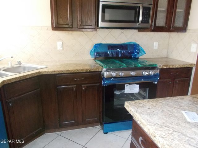 749 Desert Sage Drive, Horizon City, TX 79928