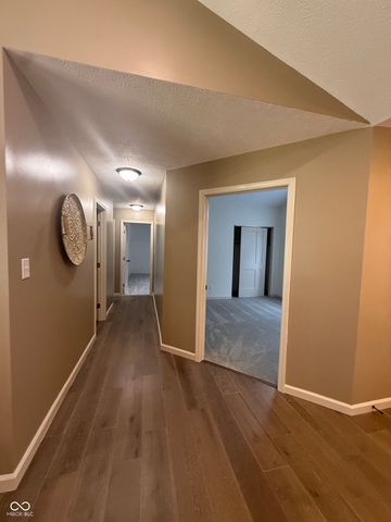 118 W Edgewood Avenue, Indianapolis, IN 46217