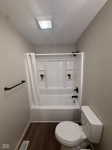 118 W Edgewood Avenue, Indianapolis, IN 46217