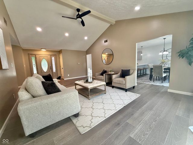 118 W Edgewood Avenue, Indianapolis, IN 46217