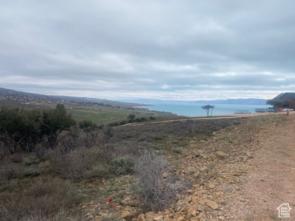 Image 15 of property listing at 975 W CISCO RUN E30, Garden City, UT 84028