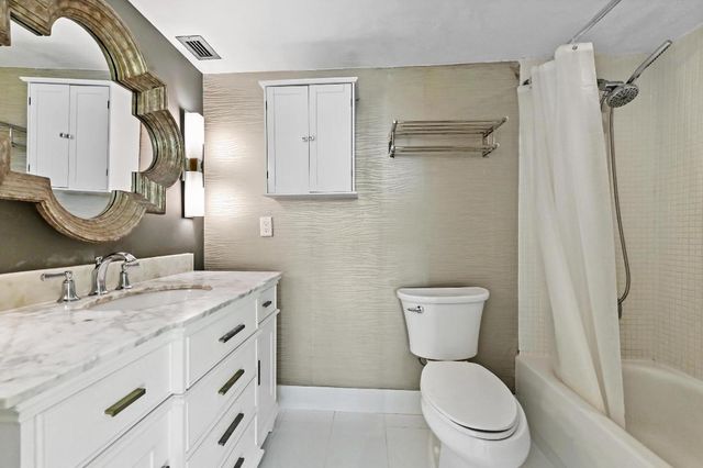 5700 NW 2nd Avenue 503, Boca Raton, FL 33487