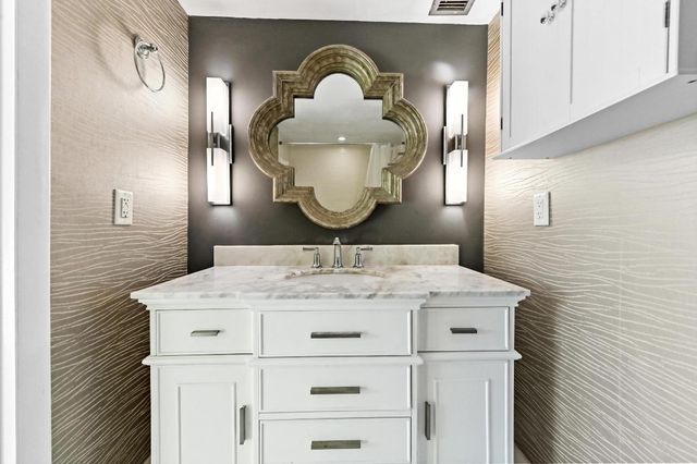 5700 NW 2nd Avenue 503, Boca Raton, FL 33487