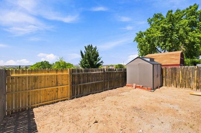 3323 Grogan Street NW, Albuquerque, NM 87120