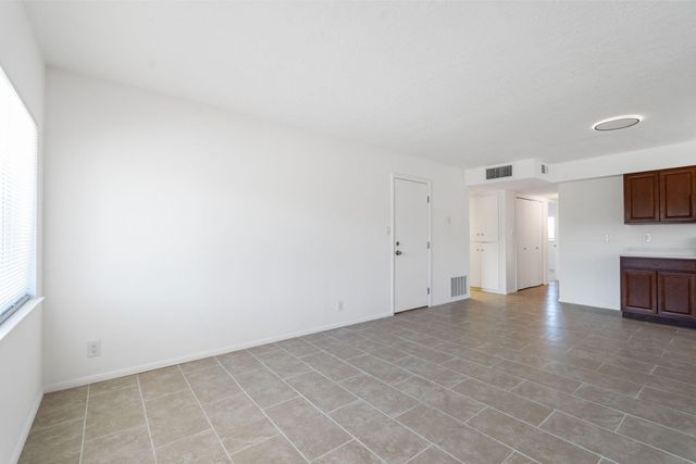 3323 Grogan Street NW, Albuquerque, NM 87120