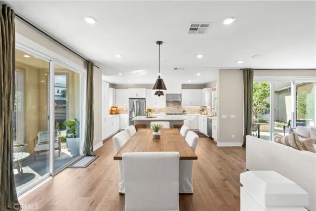 27366 Snow Creek Place, Valencia, CA 91381