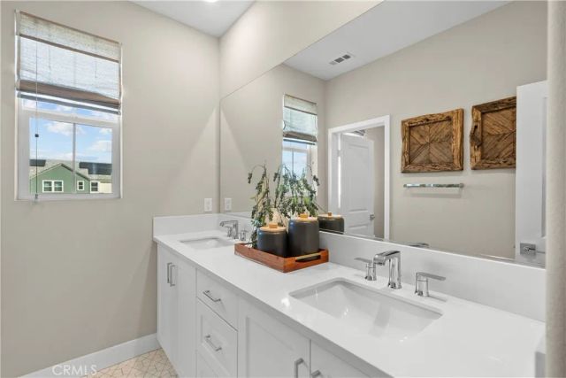 27366 Snow Creek Place, Valencia, CA 91381