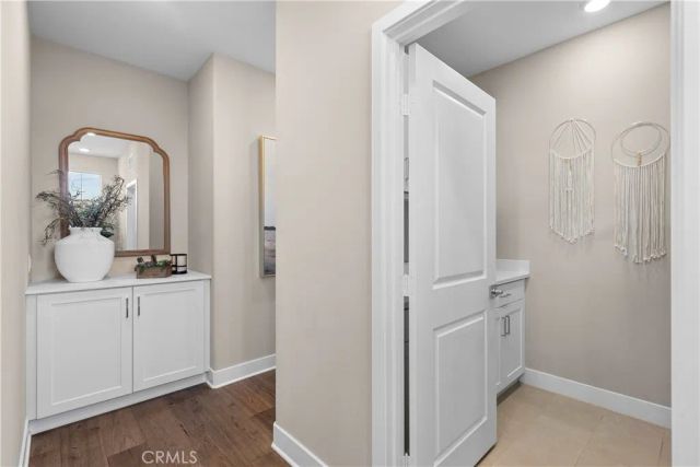 27366 Snow Creek Place, Valencia, CA 91381