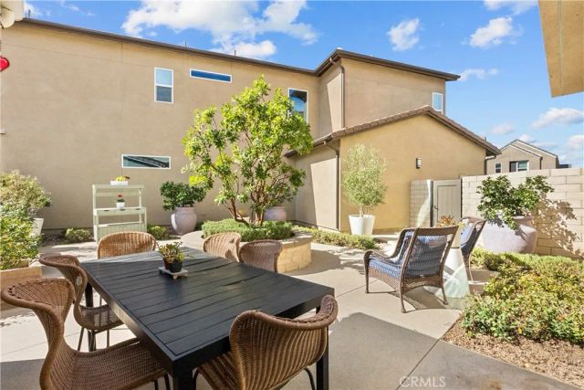 27366 Snow Creek Place, Valencia, CA 91381