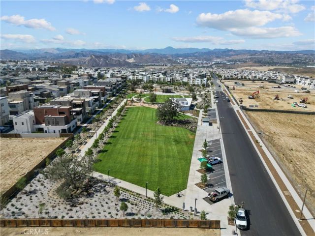 27366 Snow Creek Place, Valencia, CA 91381