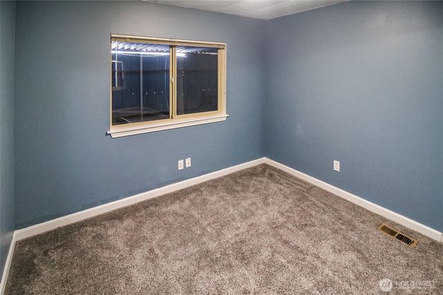 7112 141st Avenue E, Sumner, WA 98390