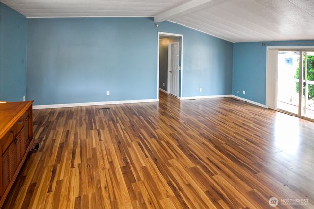 7112 141st Avenue E, Sumner, WA 98390