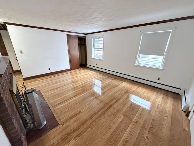 20 Chapman St, Quincy, MA 02170