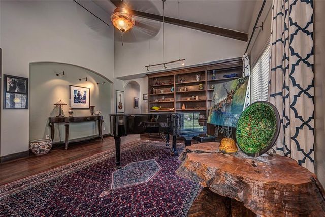 1701 Woodhill Road, Edmond, OK 73025