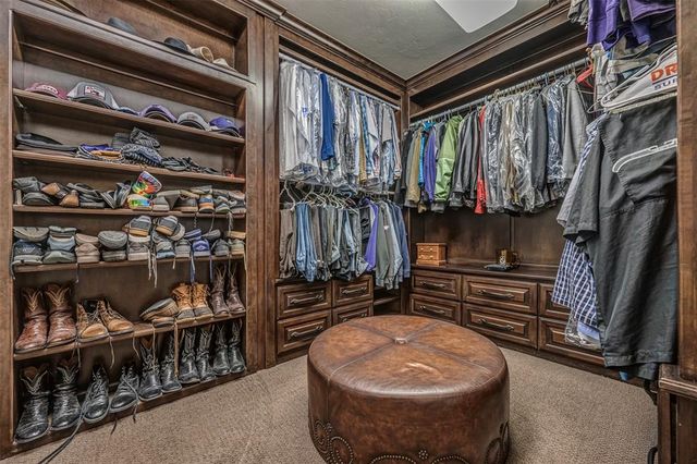 1701 Woodhill Road, Edmond, OK 73025