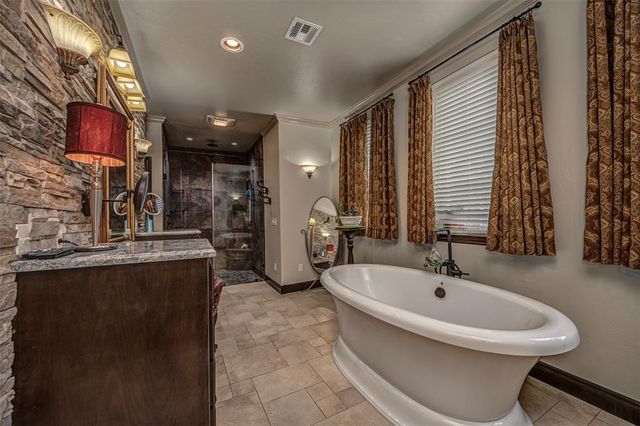 1701 Woodhill Road, Edmond, OK 73025