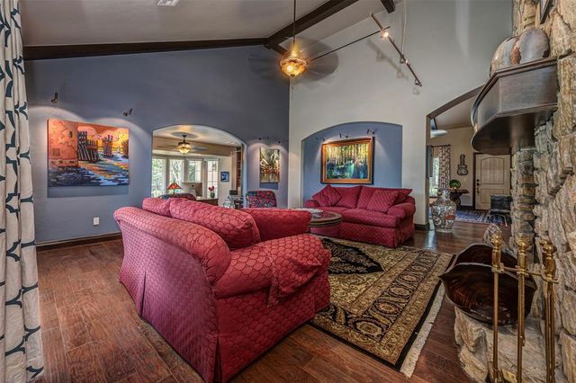 1701 Woodhill Road, Edmond, OK 73025