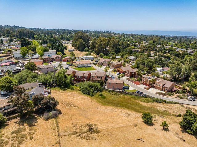 23022 Palazzo Del Kayla, Hayward, CA 94541