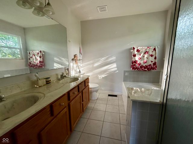 6021 Polonius Drive, Indianapolis, IN 46254