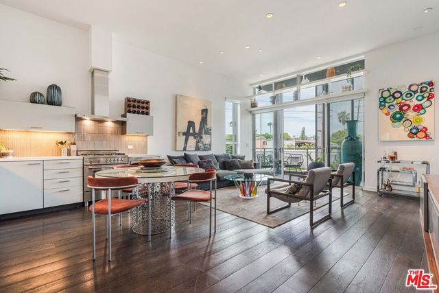 751 N Fairfax Avenue 4, Los Angeles, CA 90046