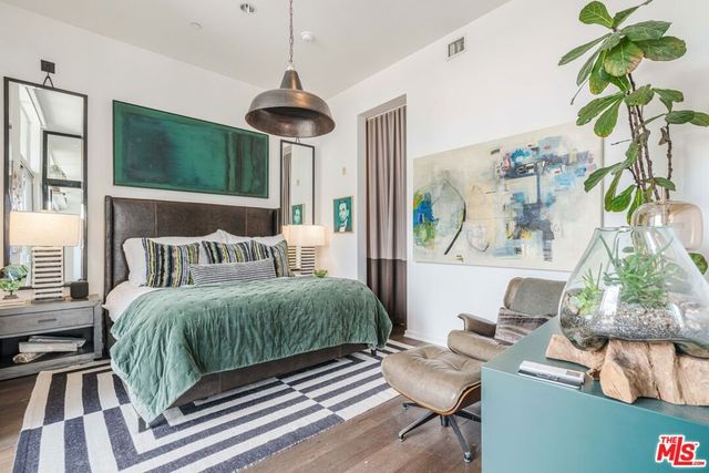 751 N Fairfax Avenue 4, Los Angeles, CA 90046