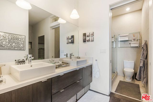 751 N Fairfax Avenue 4, Los Angeles, CA 90046