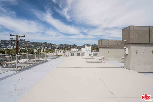 751 N Fairfax Avenue 4, Los Angeles, CA 90046