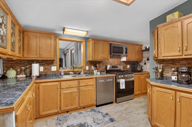 6486 N Winans Road, Alma, MI 48801