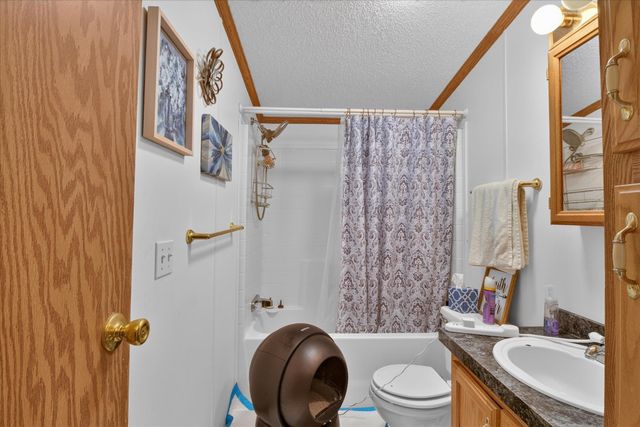 6486 N Winans Road, Alma, MI 48801