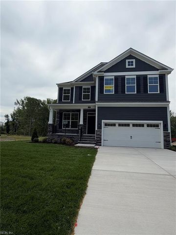 11 Valmoore DR, Poquoson, VA 23662